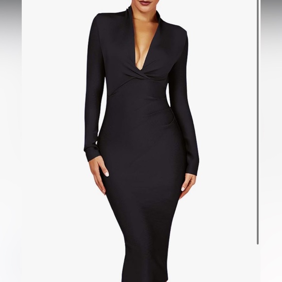 House of CB Dresses & Skirts - NWOT Bandage midi long sleeve dress
